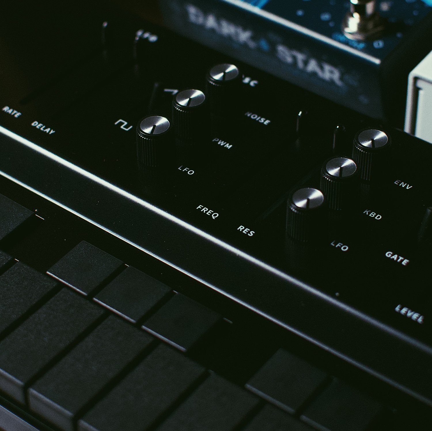 Vongon Replay Polyphonic Synth / Arpeggiator | Little Box Effects